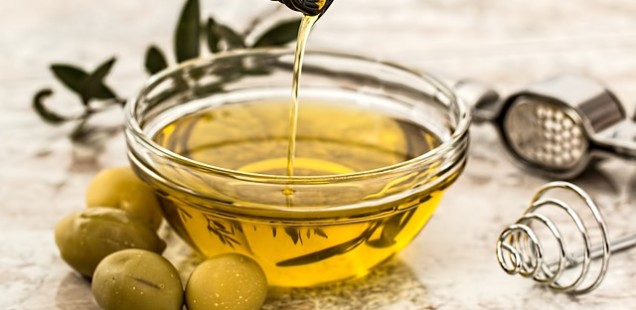 olive oil for eyebrows